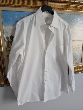 Men’s White Long-Sleeve Dress Shirt
